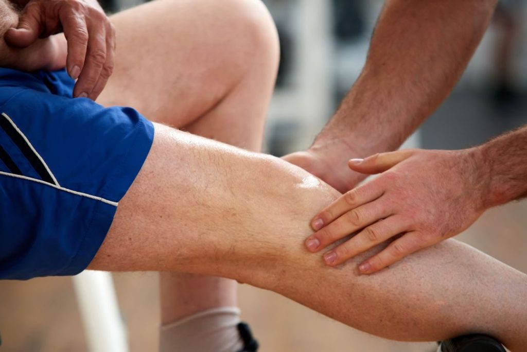 Chiropractor in Auburn, AL provides knee therapy for pain relief and improved mobility.